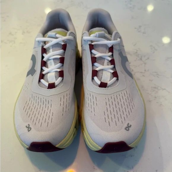 Women’s On Cloud Cloudmonster sneakers Frost/Acacia 9 - Picture 5 of 8